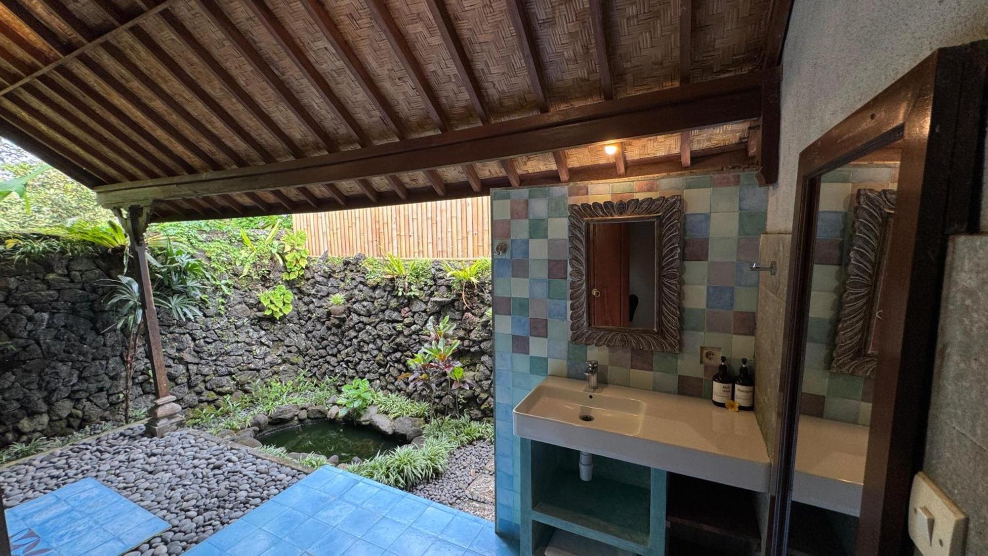 Villa Karma Loka Сидемен Екстериор снимка